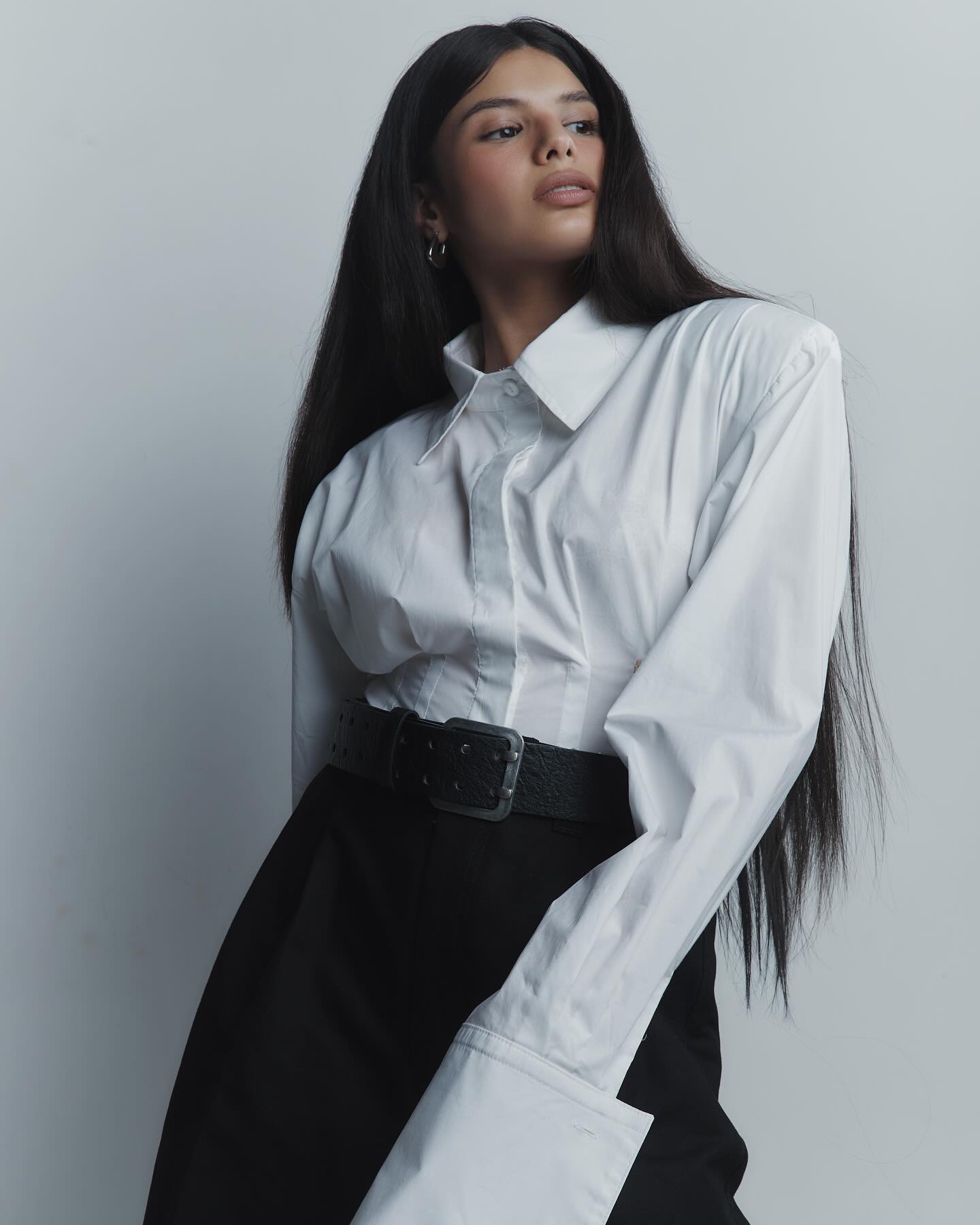 Michelle Andrade розповіла, як підбирає образи, щоб “виділятися з натовпу"